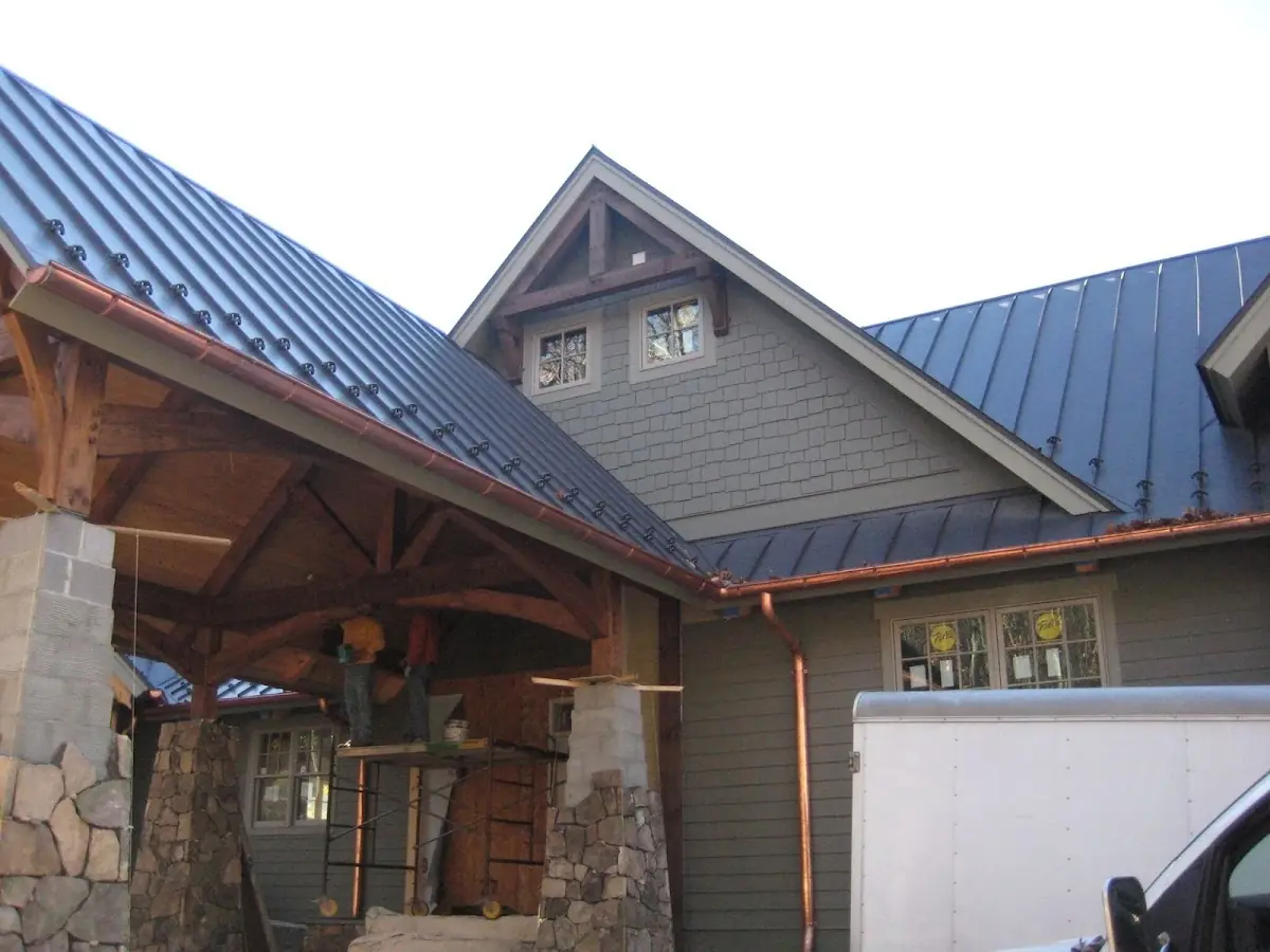 Craftsman Roofing team delivering quality roofing work in Hamtramck